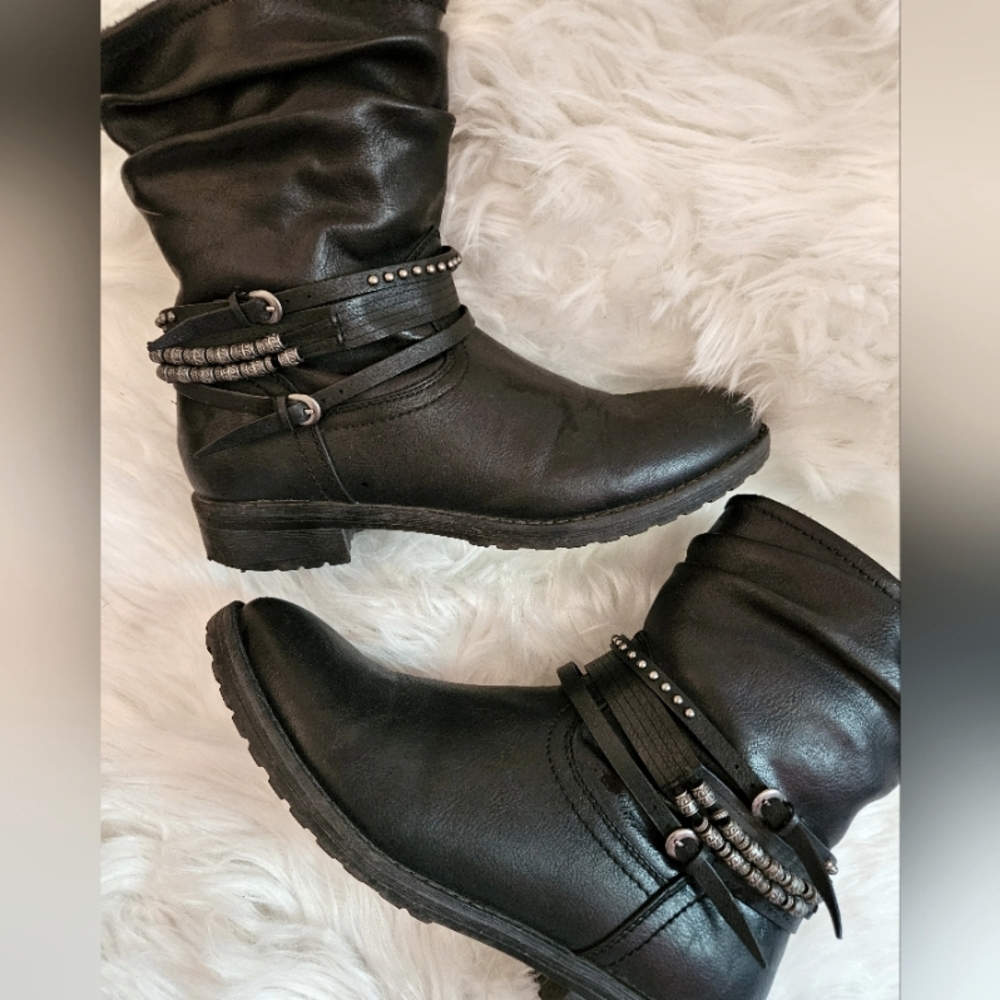 Flat rushed booties‎